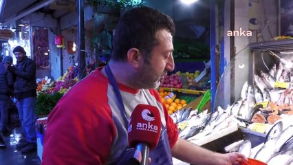 İzmirli balıkçı: Para yok, halk sefalet içinde, gramla veya taneyle balık alıyorlar