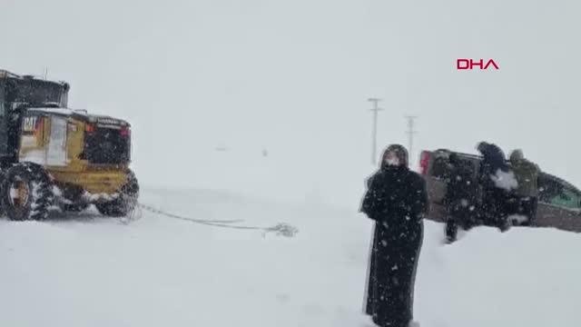 2 DİYALİZ HASTASI VE YAKINLARINI İL ÖZEL İDARESİ EKİPLERİ KURTARDI