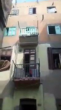 إزالة 7 عقارات آيلة للسقوط بحى شمال الجيزة حفاظا على سلامة المواطنين