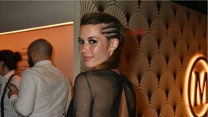 GALA VIDEO - PHOTO - Emilie Broussouloux : sa mère est son parfait sosie !