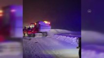 KASTAMONU - Kar nedeniyle yolu kapanan köydeki hasta için ekipler seferber oldu