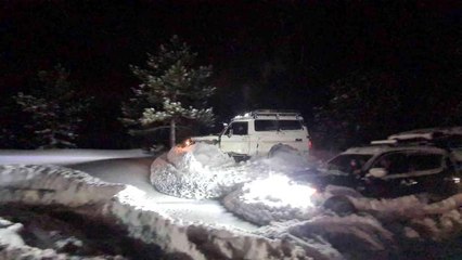 Karlı yollar Off-Road tutkunlarının işi