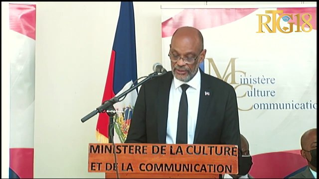 Seremoni enstalasyon Emmelie Prophète kòm nouvo minis kilti ak kominikasyon.