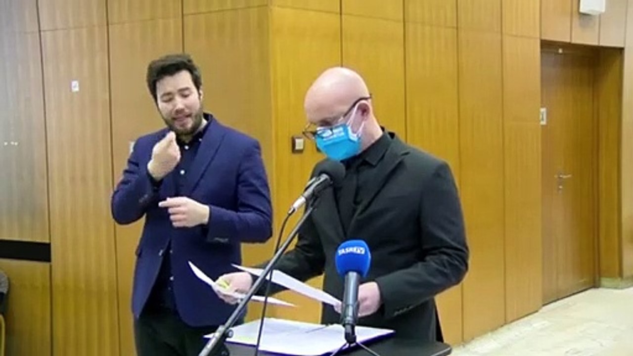 ZÁZNAM: Brífing ministra školstva, vedy, výskumu a športu SR Branislava Gröhlinga