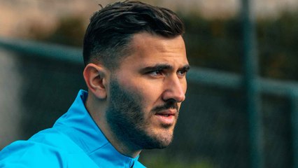 Le premier entraînement de Sead Kolasinac