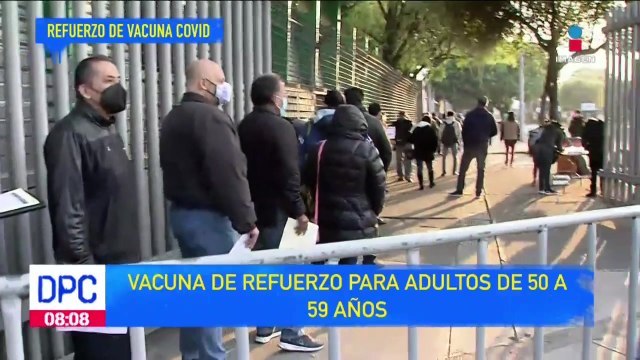 Continúa vacunación de refuerzo para adultos de 50 a 59 años en CDMX