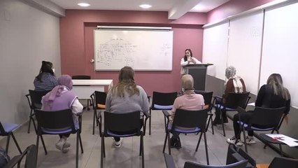 Öğrencilere ücretsiz İngilizce kursu