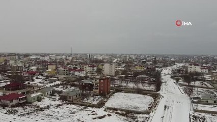 Karın yağmasıyla beyaza bürünen Iğdır böyle görüntülendi