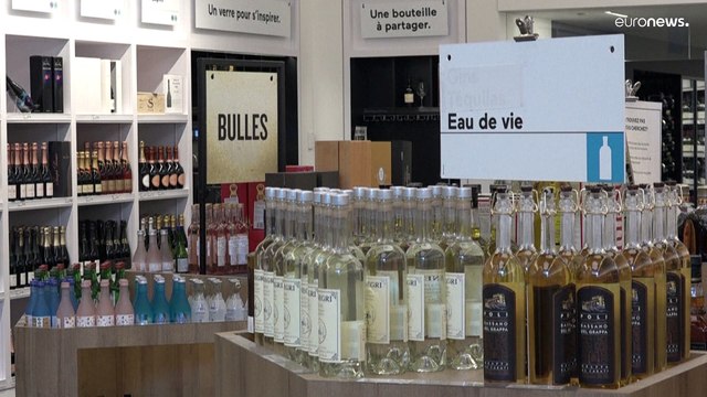 Ни выпить, ни покурить: новые ограничения для непривитых в Квебеке