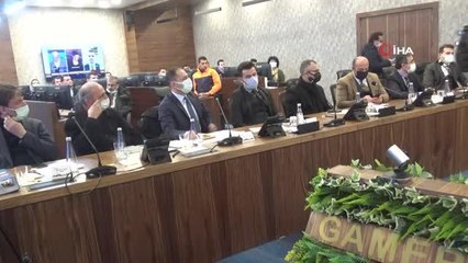 Vali Karaloğlu: "Diyarbakır'da 570 kırsal mahalle yolu kapalı"