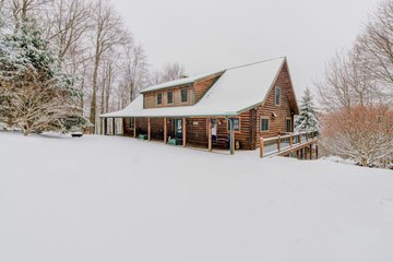 The 10 Best Places to Buy a Winter Vacation Home in the U.S., According to New Data