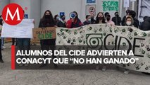 Manifestación de estudiantes del CIDE en la Secretaría de Gobernación