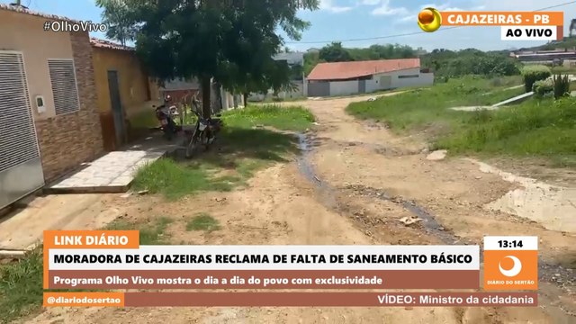 Com rua intransitável e convivendo com esgoto a céu aberto, moradores pedem recuperação de rua e calçamento em Cajazeiras