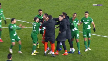 Turquie : Okan Kocuk stoppe deux penalties dans les arrêts de jeu !