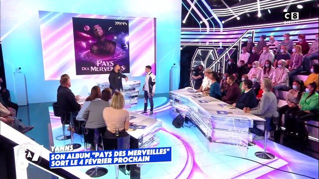 Matthieu Delormeau sous le charme du chanteur Yanns, invité de TPMP