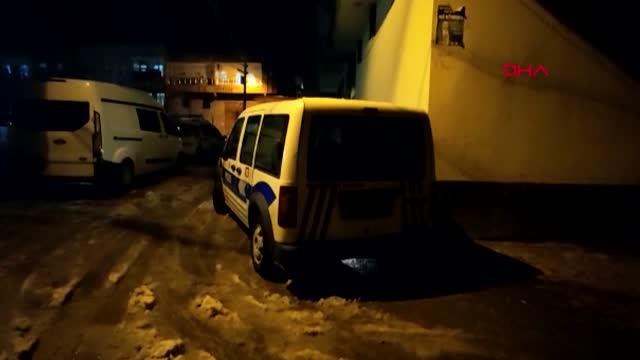 5 ÇOCUK ANNESİ, EVİNDE ENSESİNDEN VURULARAK ÖLDÜRÜLMÜŞ HALDE BULUNDU