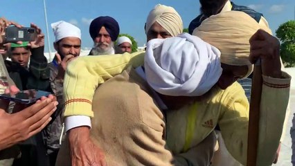 Dos hermanos se reúnen 74 años después de que su país se dividiera