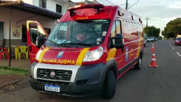 Motociclista de 21 anos tem suspeita de fratura após colisão em Cascavel