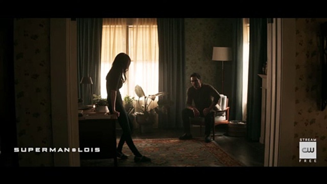 Superman & Lois 2x02 - Clip from Season 2 Episode 2 - Clark's Visions