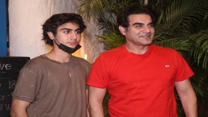 Malaika Arora के Break up के बाद Arbaaz Khan और Arhaan Khan ने की party, Viral Video | FilmiBeat