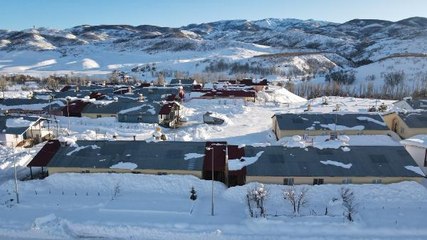 OVACIK'TA EVLER, KARA GÖMÜLDÜ