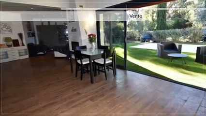 Villa de 4 pièces avec piscine et terrain constructible au p