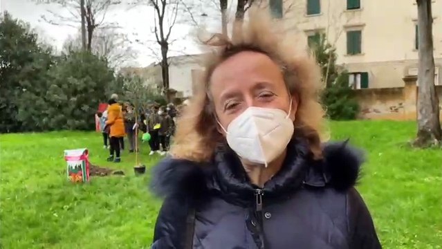 Livorno, l'albero della Memoria piantato dagli alunni