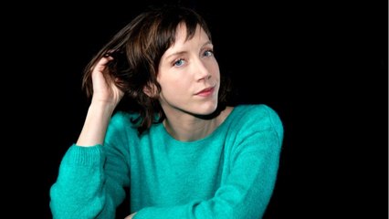 VOICI - Sara Giraudeau enceinte pour la 3ème fois : qui est son compagnon, Simon Hubert ?