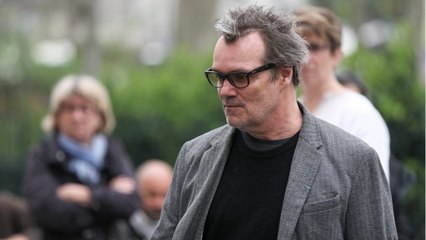 Voici - Axel Bauer touché par le cancer : le chanteur évoque sa maladie dans une chanson