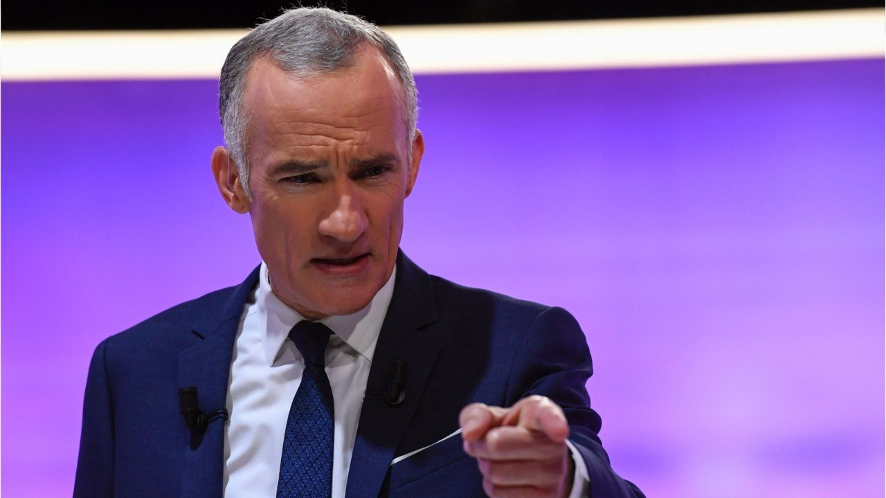 VOICI : "On peut toujours faire différemment" : Gilles Bouleau réagit aux insultes d'Eric Zemmour à son encontre (1)