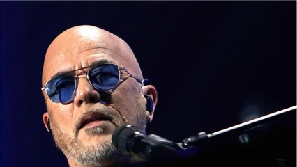 VOICI : "C'était à 10 ans" : Pascal Obispo raconte son premier baiser