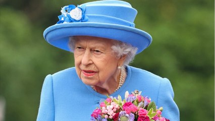VOICI : Elizabeth II : la monarque britannique envoie un courrier à sa plus jeune mini-sosie... d'à peine 1 an !