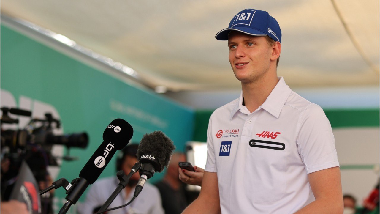 VOICI : Mick Schumacher : son bouleversant hommage pour l'anniversaire de son père Michael Schumacher