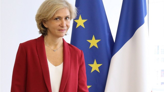 Voici - Valérie Pécresse commet une bourde... et rend hommage à une sénatrice encore en vie