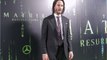 Voici - Matrix (TF1) : Quel célèbre acteur aurait dû incarner Neo à la place de Keanu Reeves ?