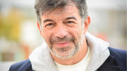 VOICI - Stéphane Plaza : pour Noël, l'agent immobilier rend hommage à sa mère décédée