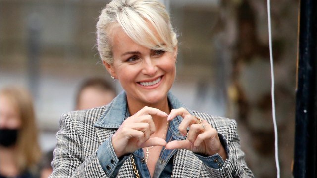 Voici - Laeticia Hallyday : cette photo qui prouve qu'elle a adopté le fils de Jalil Lespert