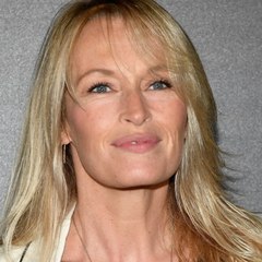 VOICI ssocial : Estelle Lefébure a retrouvé l’amour : ce célèbre comédien avec qui elle est en couple (1)