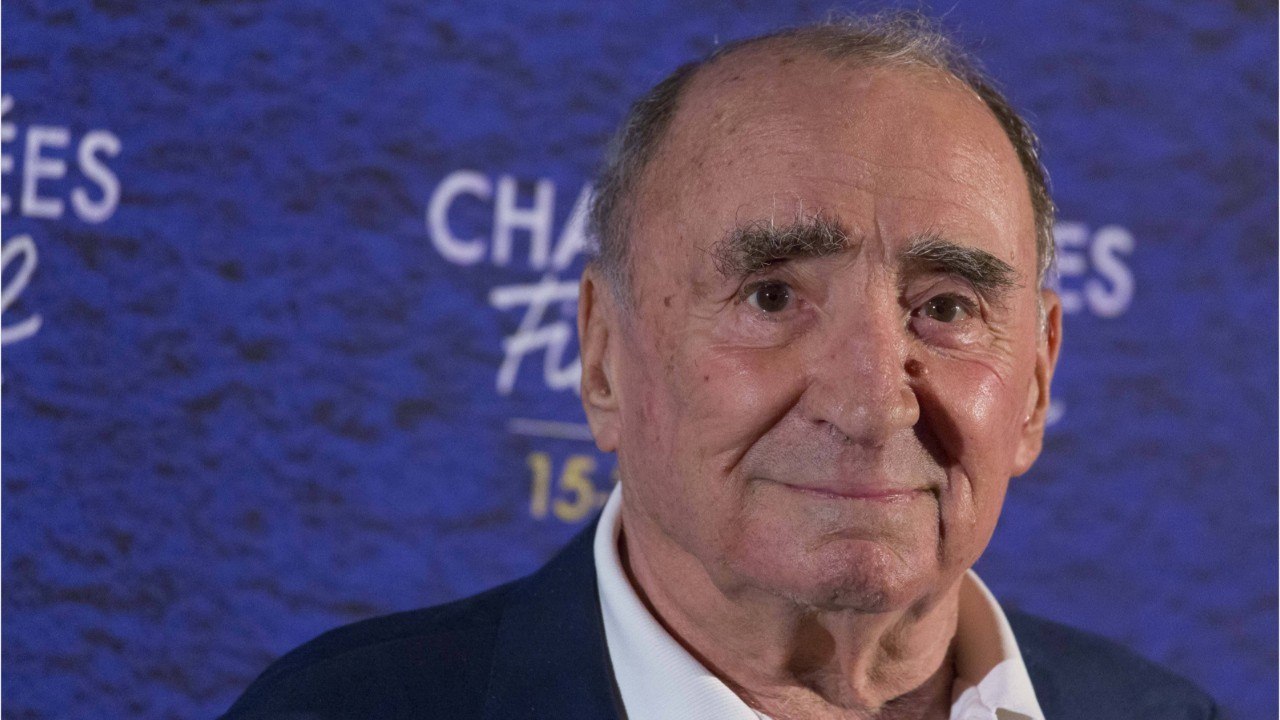 VOICI : Claude Brasseur : son fils Alexandre lui rend hommage un an après sa mort