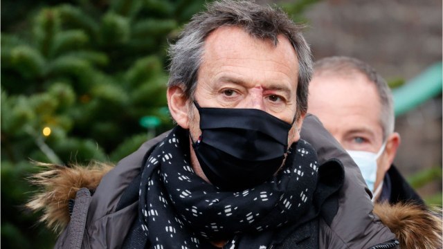 VOICI : Jean-Luc Reichmann : ces séquelles du Covid-19 qui l’ont handicapé sur le tournage de Joséphine Ange Gardien