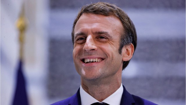VOICI : Emmanuel Macron : comment se passent les fêtes de Noël chez le président ? Il répond