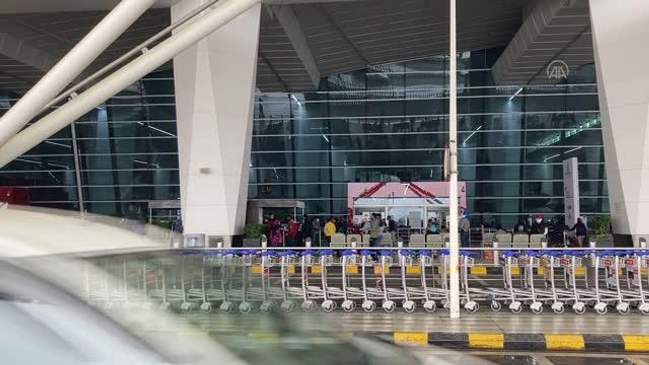 YENİ DELHİ - Air India havayolu şirketi 5G belirsizliği nedeniyle ABD uçuşlarını askıya aldı