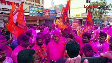 ताई राष्ट्रवादीत, पण कौतुक मनसे उमेदवाराचं!