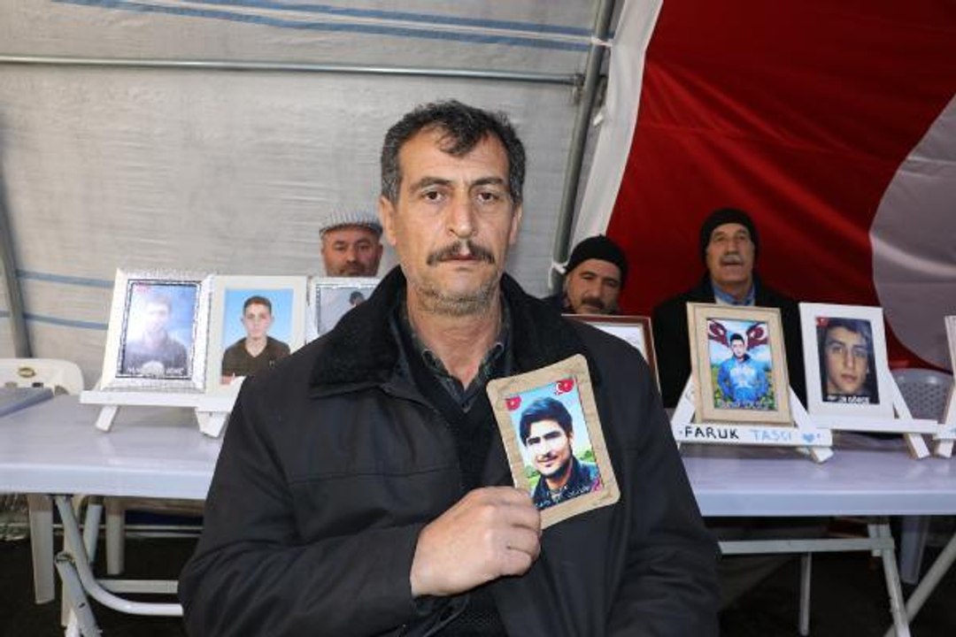 EVLAT NÖBETİNDEKİ BABA: HEPİMİZ SENİ ÇOK ÖZLEDİK, EVİNE DÖN