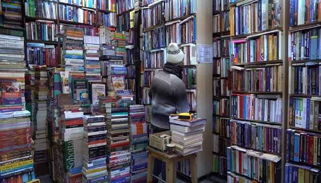 Kitap zamları öğrencilerin belini büktü: Geçen sene tüm kitapları almama rağmen bu sene sadece fotokopilerle yetinebiliyorum