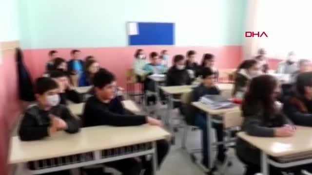 BİTLİSLİ ÖĞRENCİLER, 'KESİŞME, İYİ Kİ VARSIN EREN' FİLMİNİ İZLEDİ