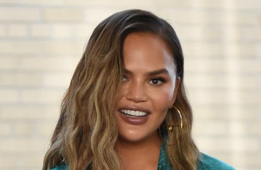 Chrissy Teigen celebrates six months of sobriety