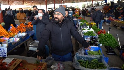 Pazar esnafı Babacan'a ekonomik durumu böyle anlattı