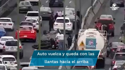 Conductor causa choque múltiple y volcadura en Satélite