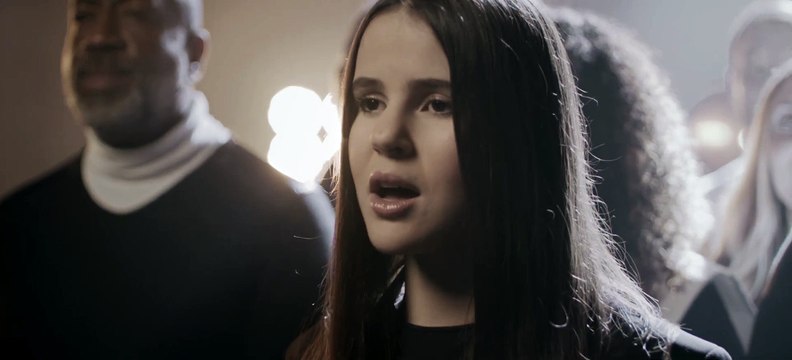 Marine Kaye chante Pas toi pour L'Héritage Goldman